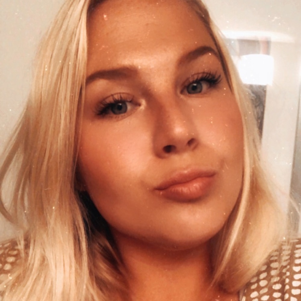 Meet your Posher, Olivia